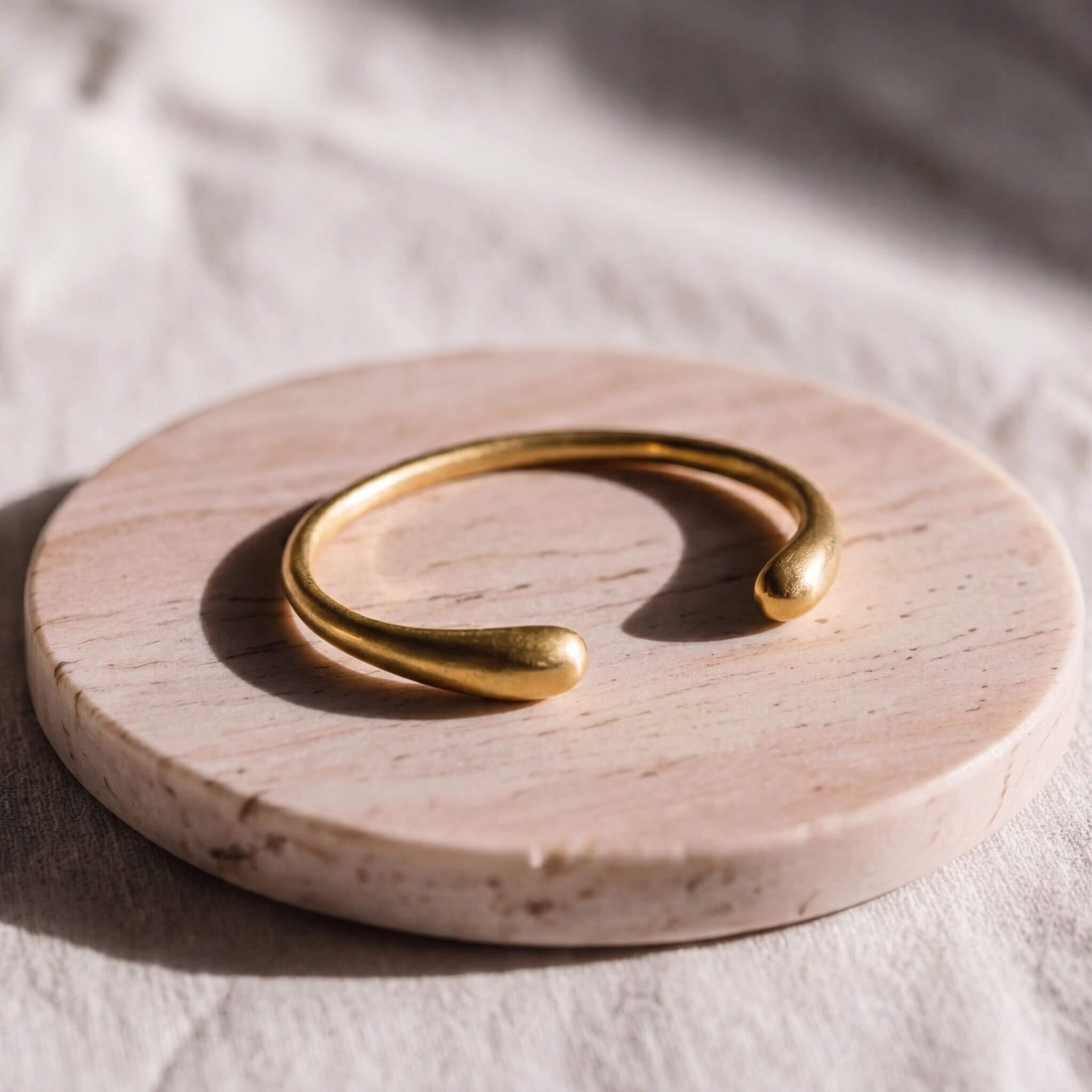 Teardrop Brass Cuff Bracelet | Asali