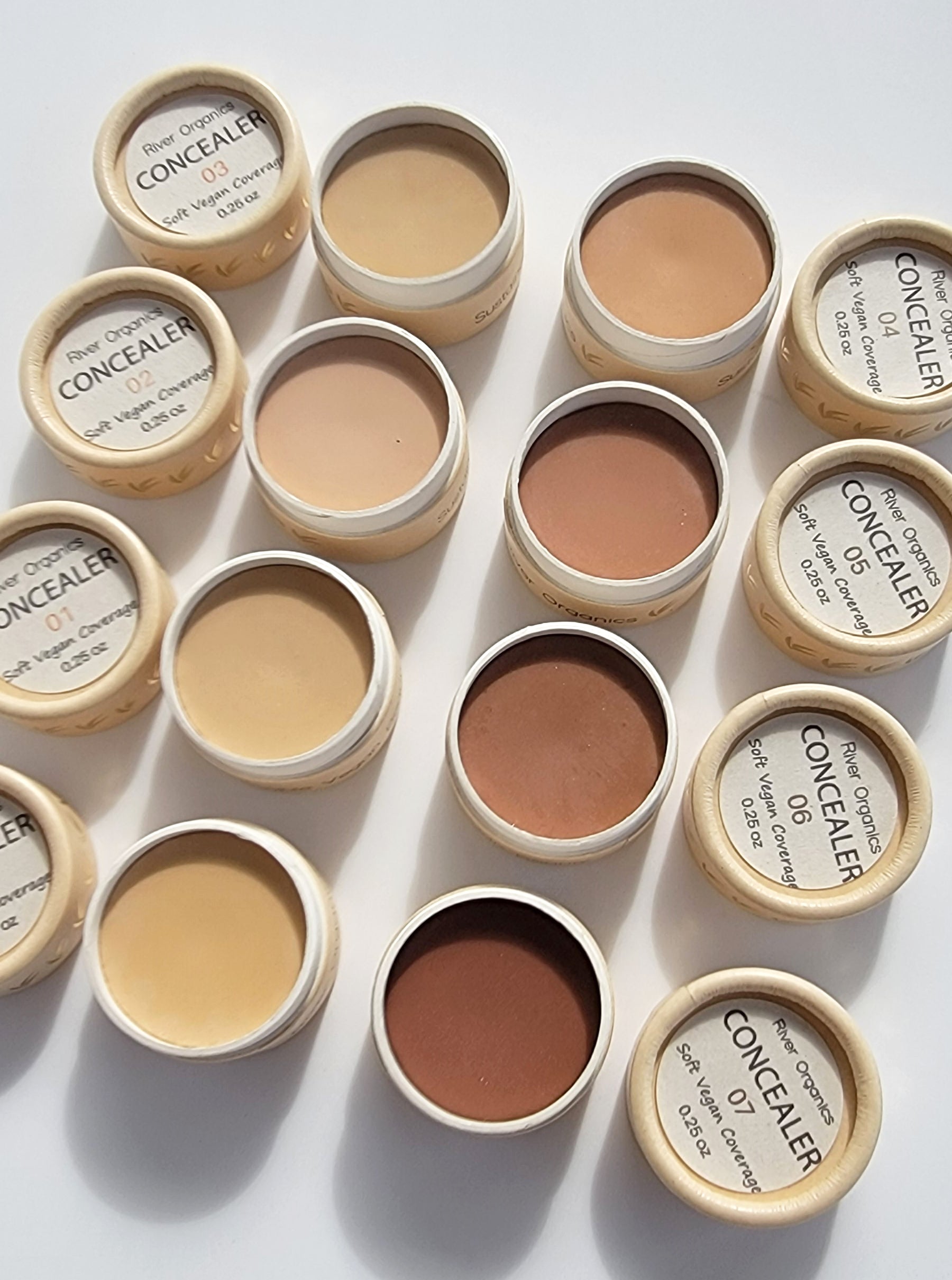 Titanium Dioxide-Free, Zero-Waste Vegan Concealer