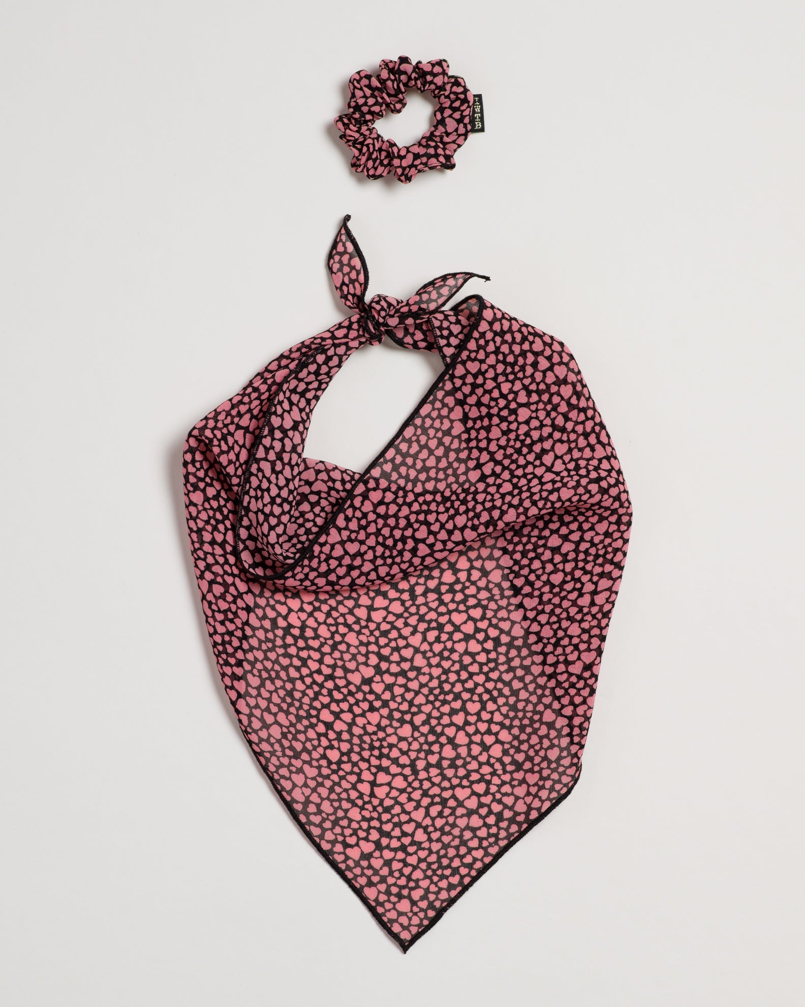 Heartbreaker - Convertible Scrunchie Tie