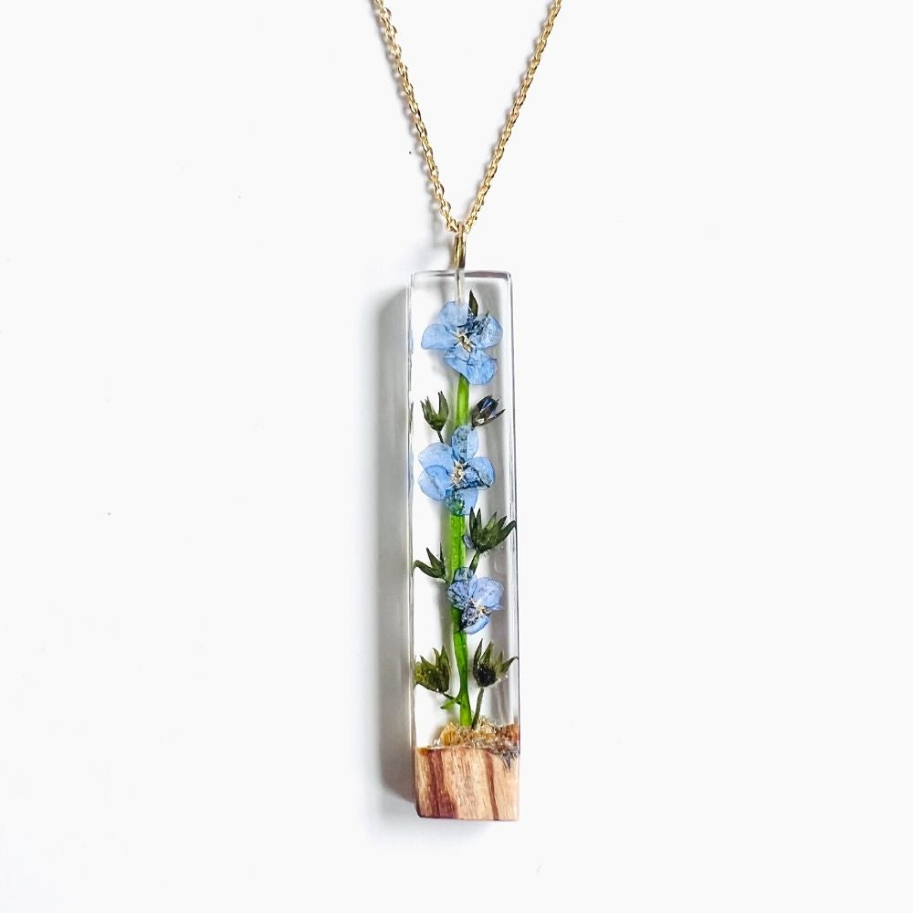Resin Bar Pendant Necklace with Palo Santo and Forget-me-not Flowers