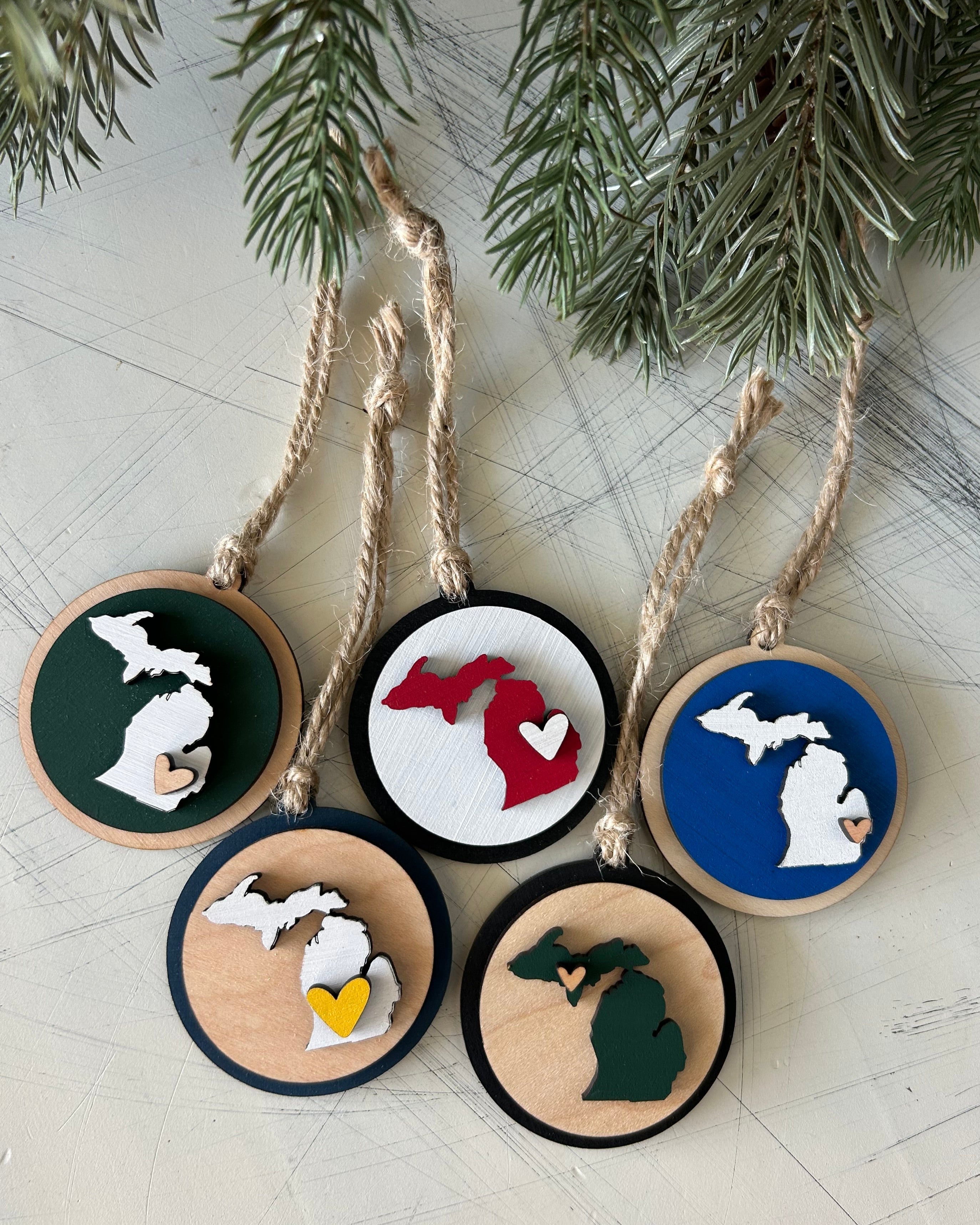Handmade Michigan round ornament with heart - customizable!