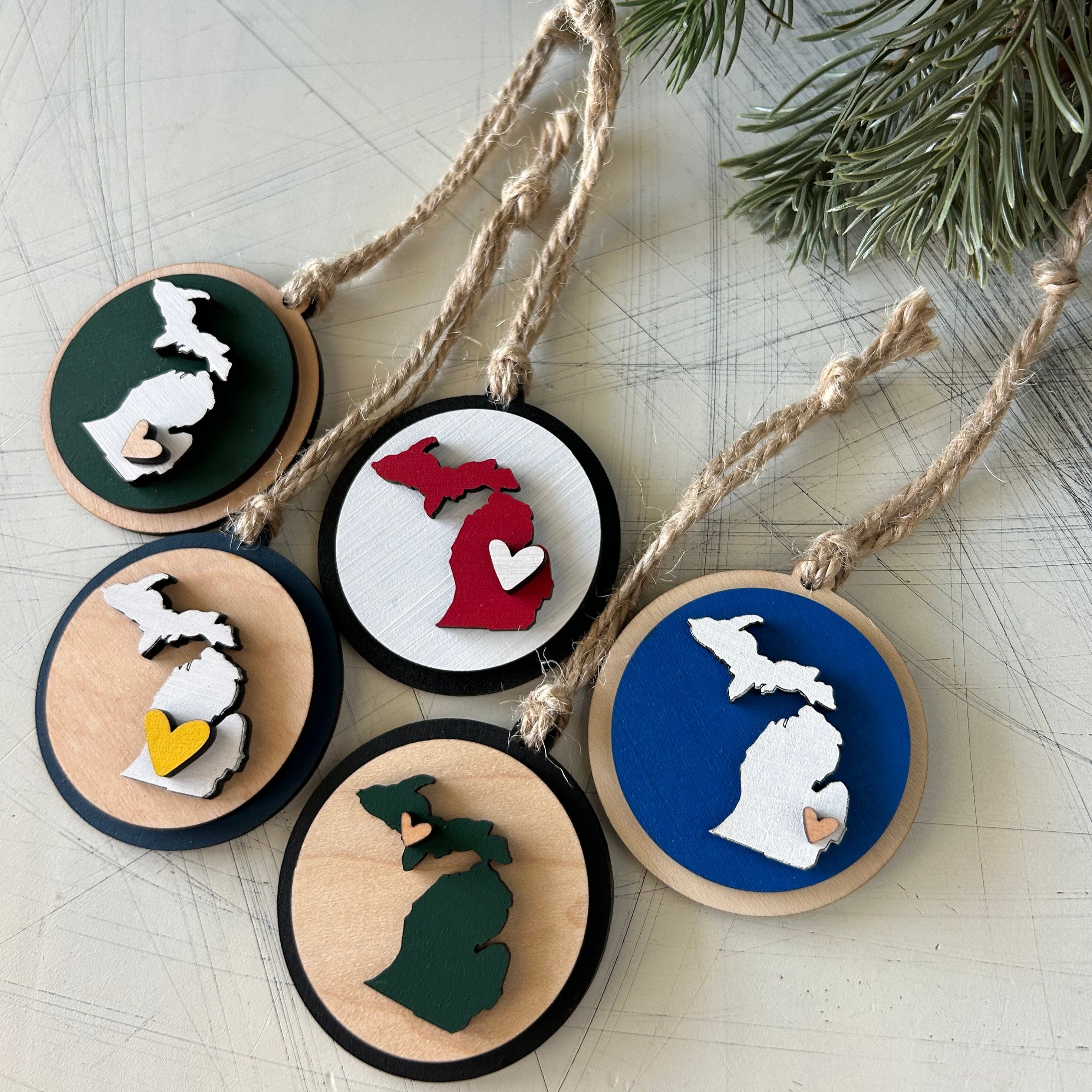 Handmade Michigan round ornament with heart - customizable!