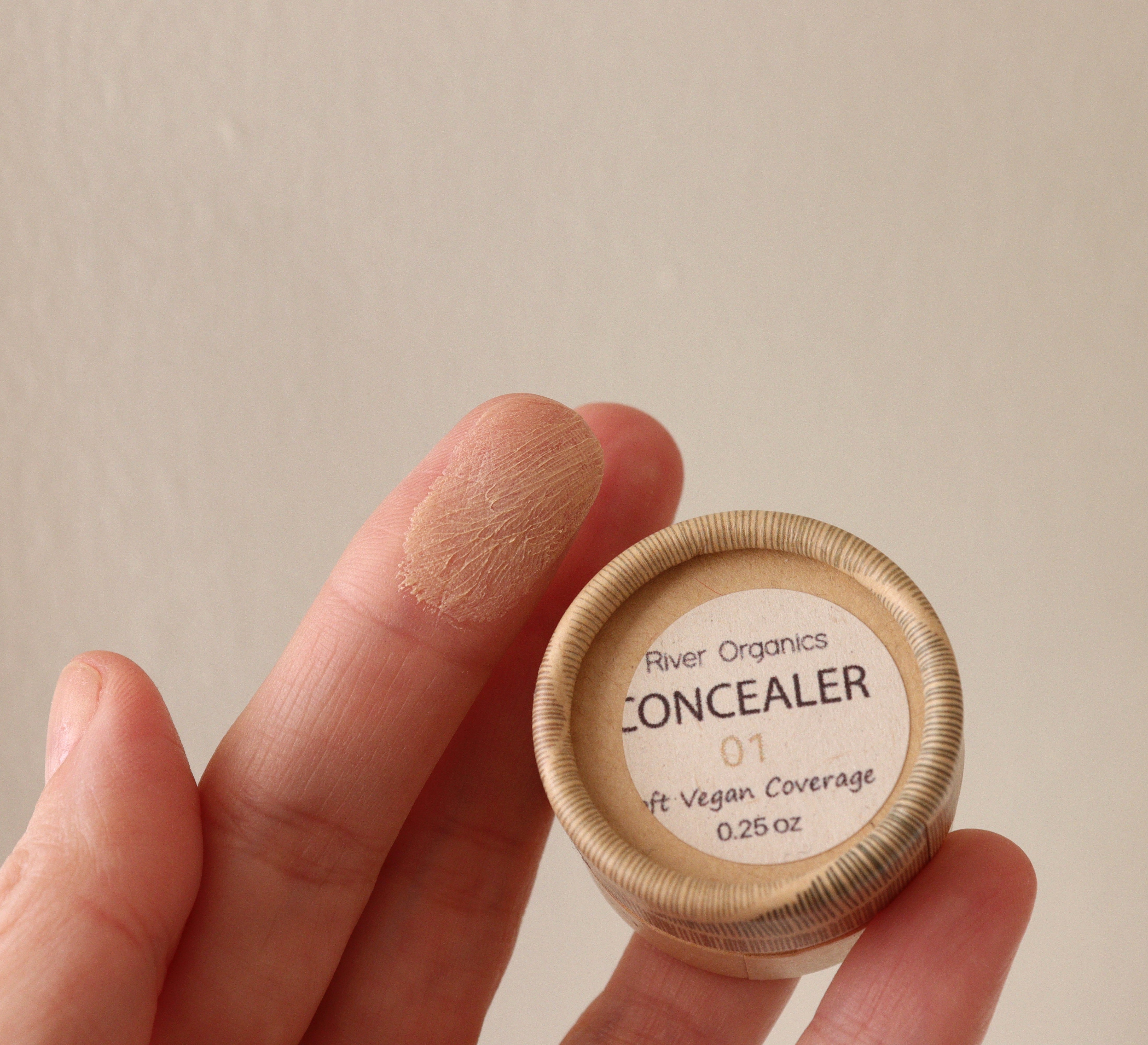 Titanium Dioxide-Free, Zero-Waste Vegan Concealer