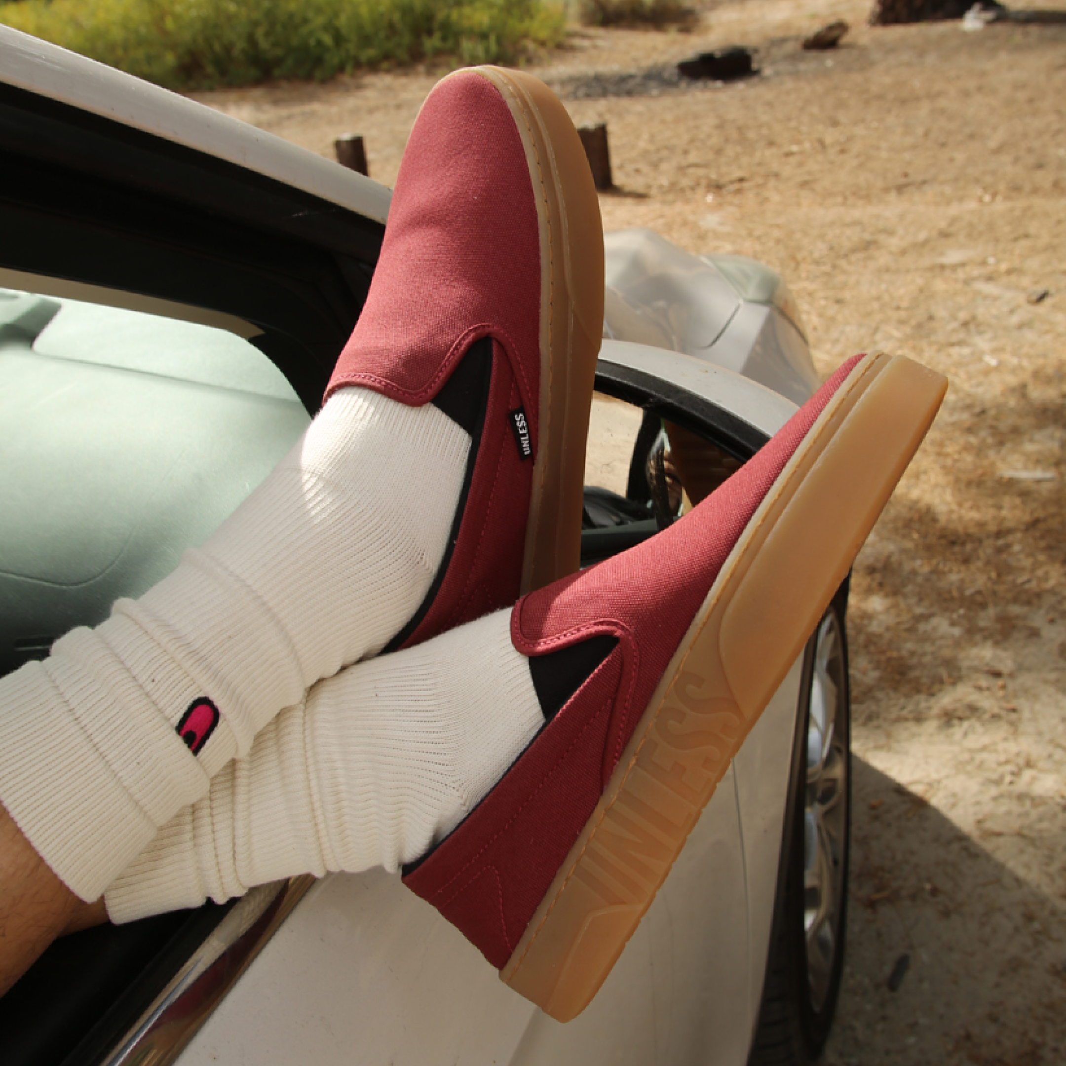 UNLESS Seaside Slip-on