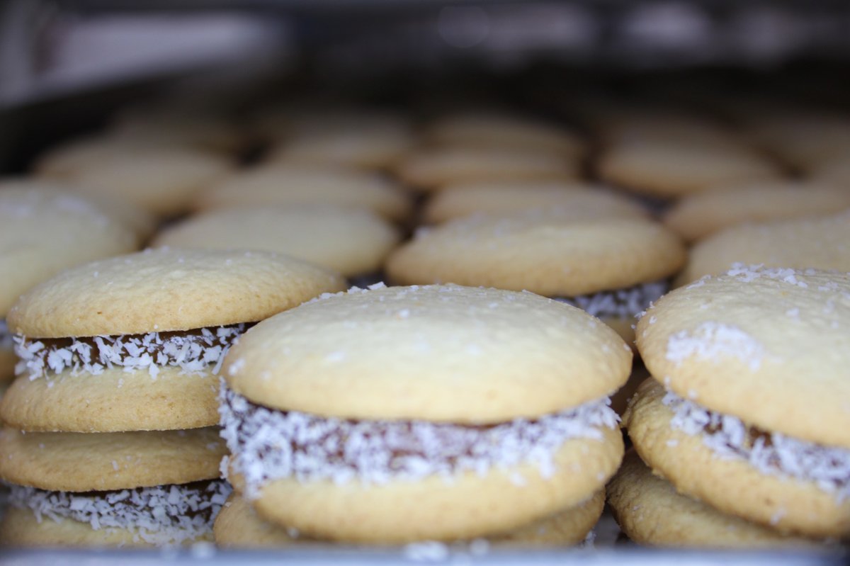 Traditional Alfajores