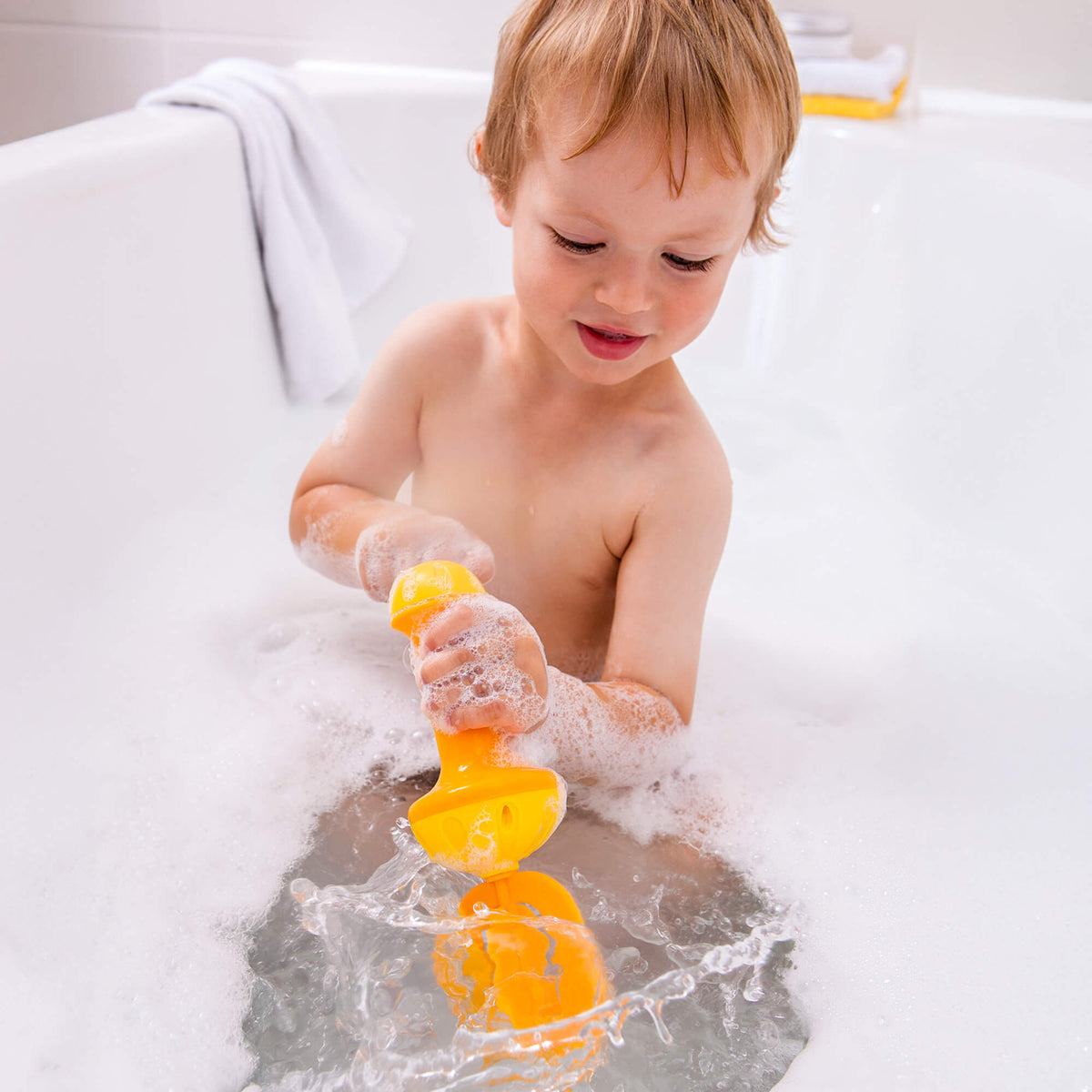 Bubble Bath Whisk in Yellow