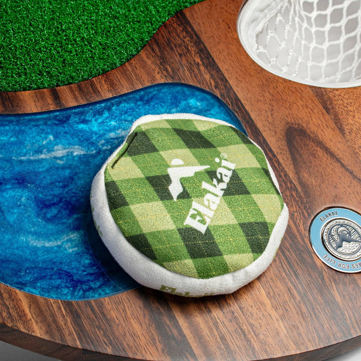 Island Hole | Wood and Resin Cornhole x Golf Chipping Game