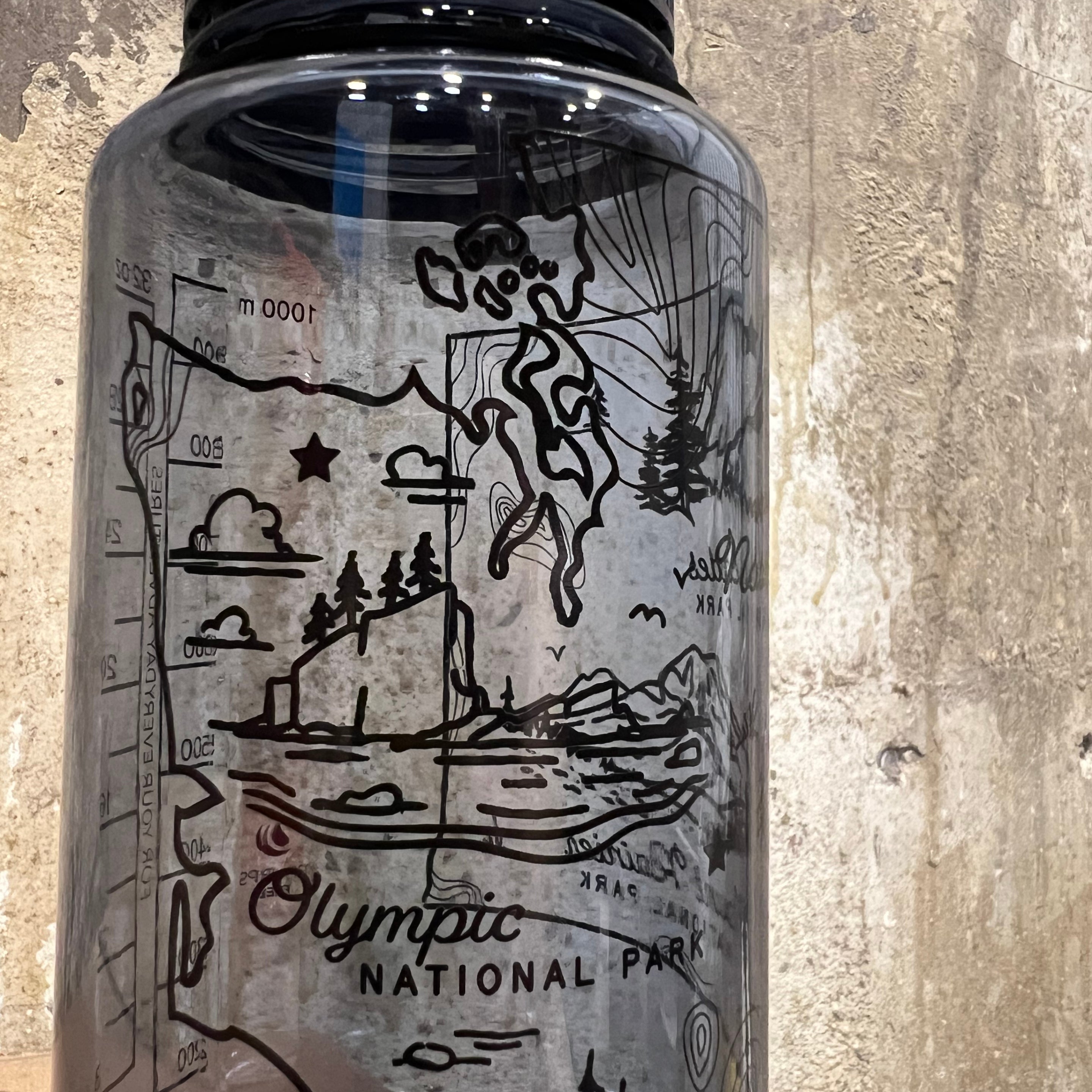 Washington National Parks - 32oz Water Bottle - All Black