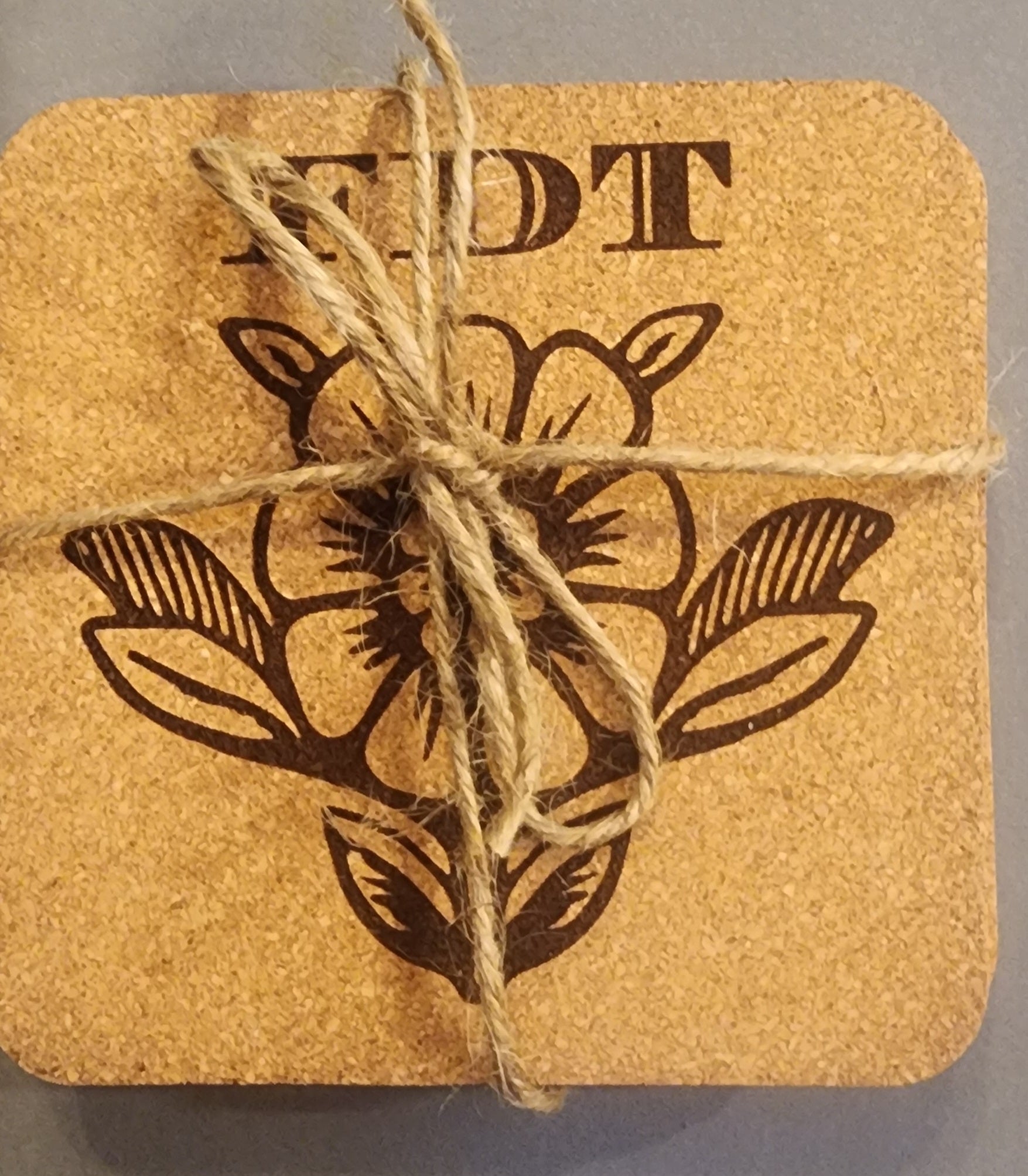 EcoEssentials FDT Flower 🌼 4 pack Twine Wrapped Cork Coaster Gift Set
