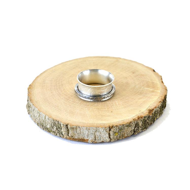 Spinner Ring with Organic Texture